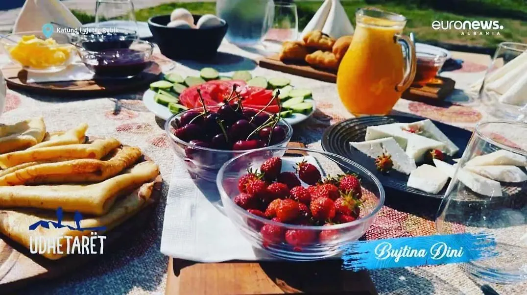 Bujtina Dini Hotel Rubik